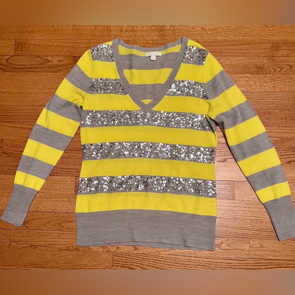 NEW YORK & COMPANY Yellow & Grey Striped Sweater, V-Neck, Sequins - Size Medium